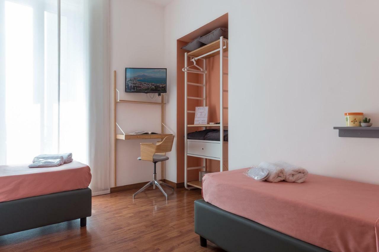 B&B Monserrato Naples Exterior photo